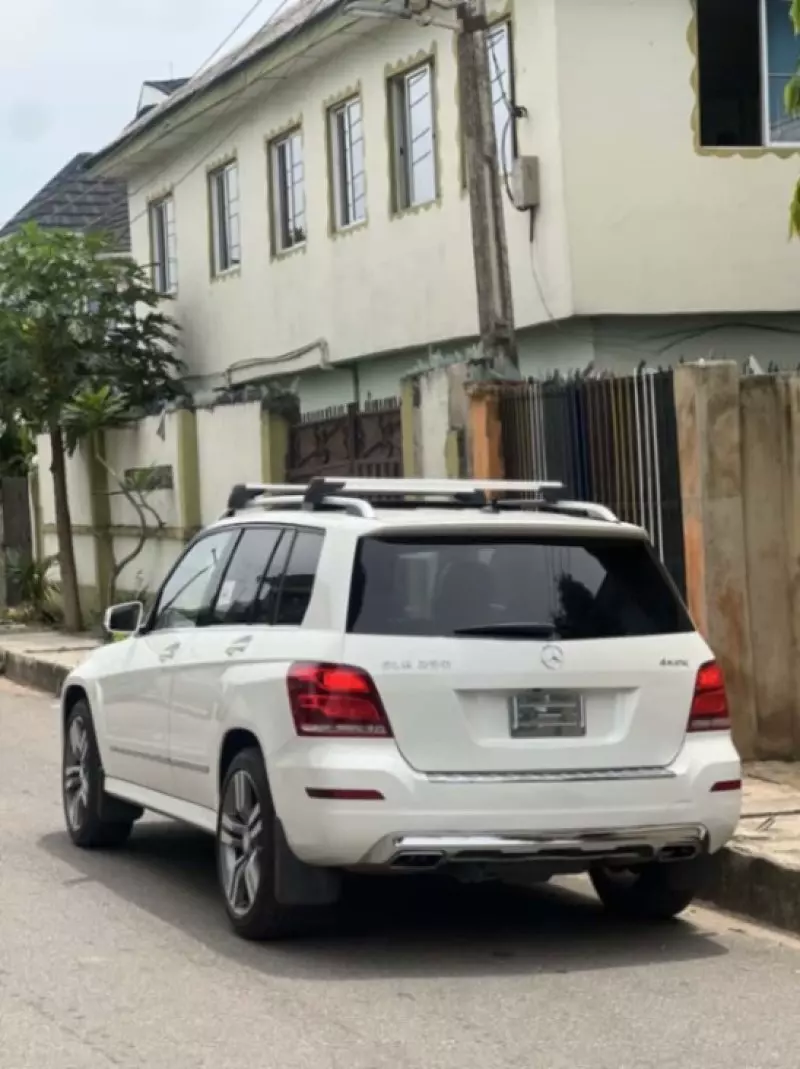 Mercedes-Benz GLK 350   - 2013