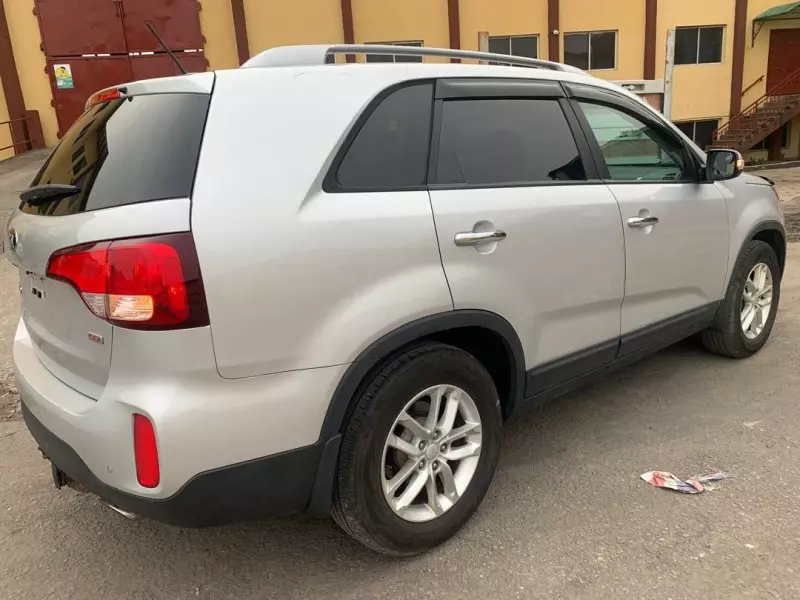 KIA Sorento   - 2014