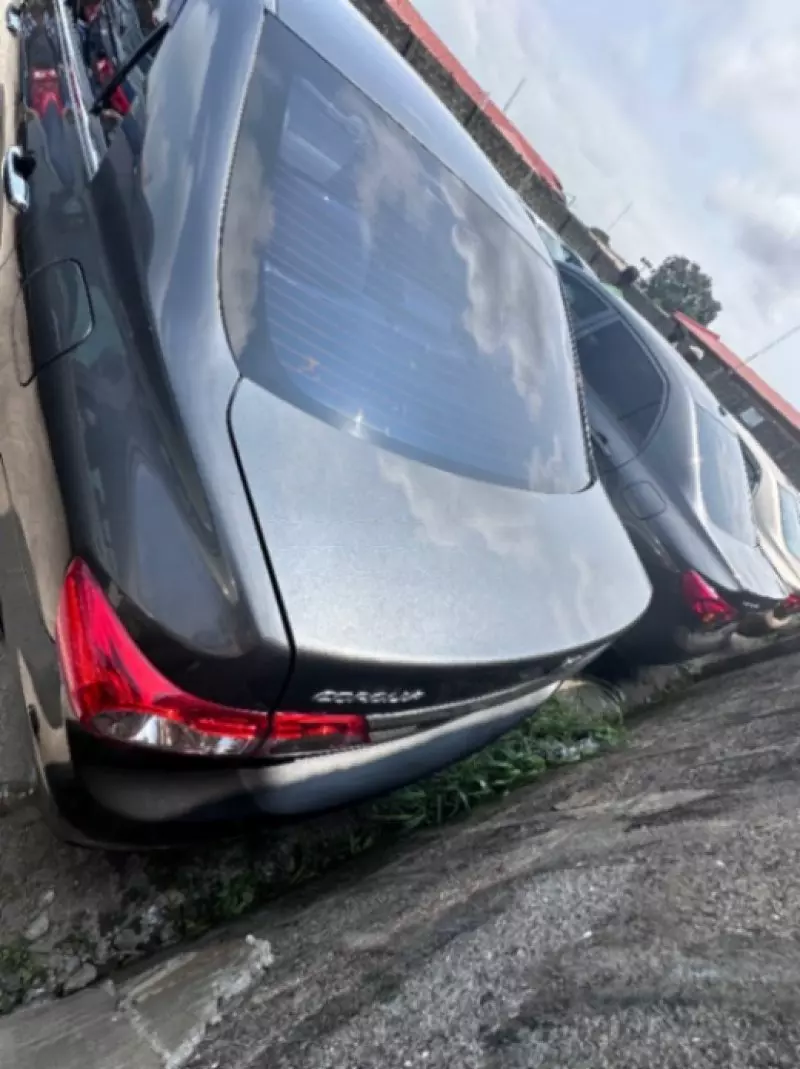 Toyota Corolla   - 2013