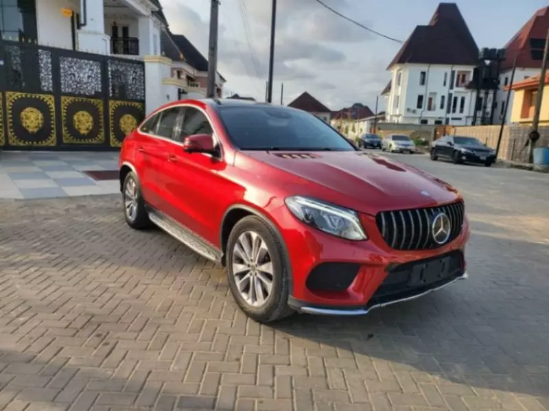 Mercedes-Benz GLE 43 AMG   - 2017