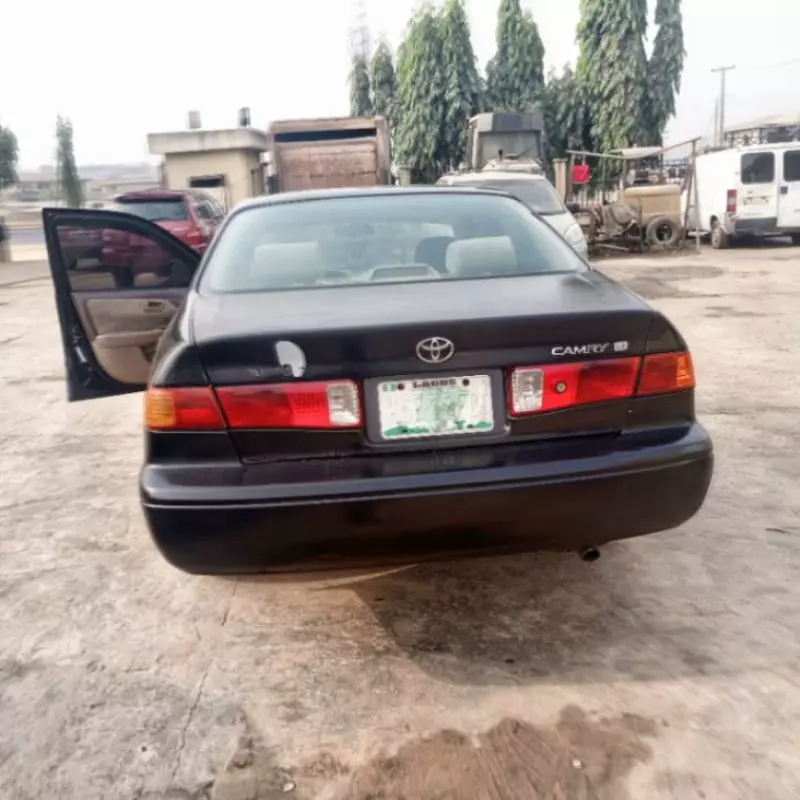 Toyota camry   - 2001