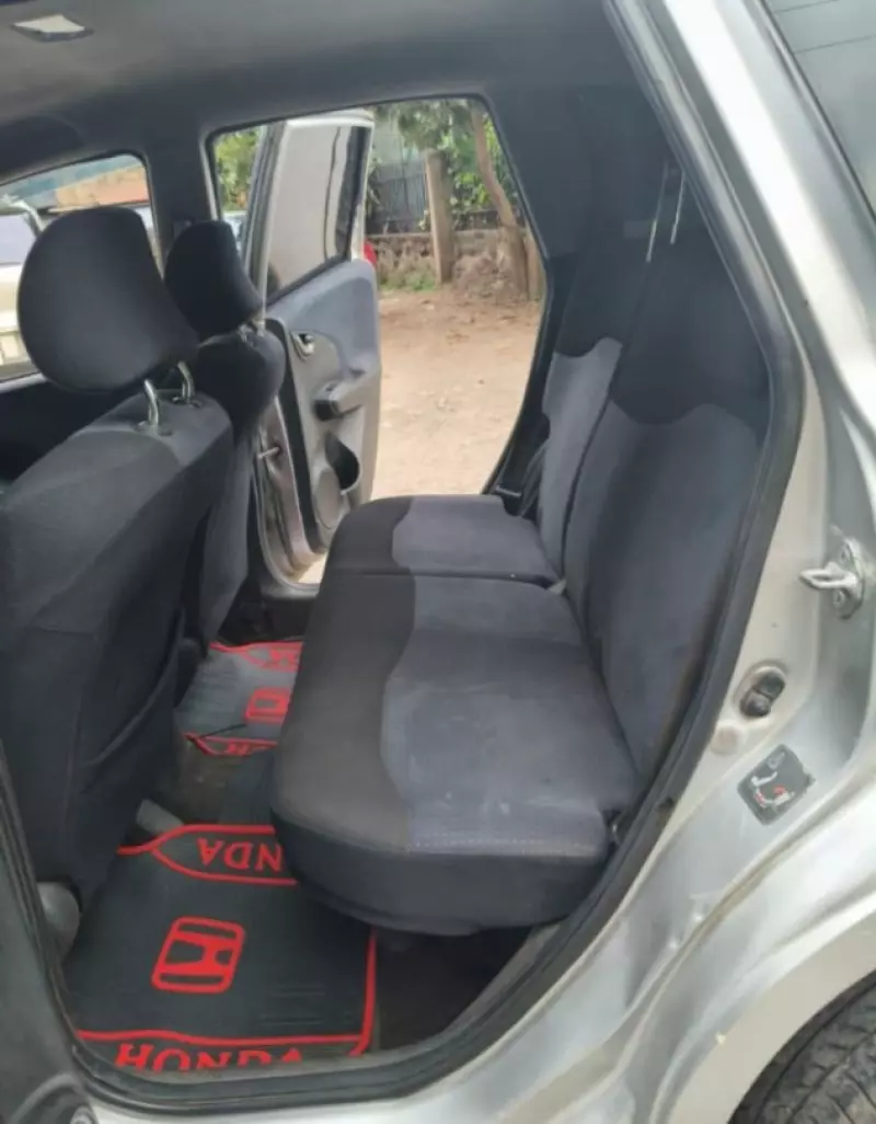 Honda Fit   - 2009