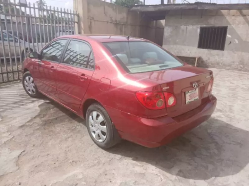 Toyota Corolla   - 2007