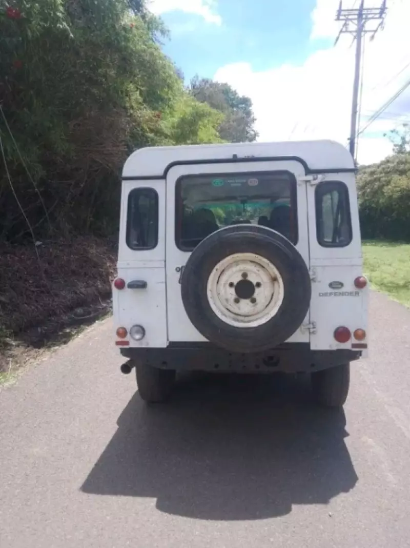 Land Rover Defender - 2009