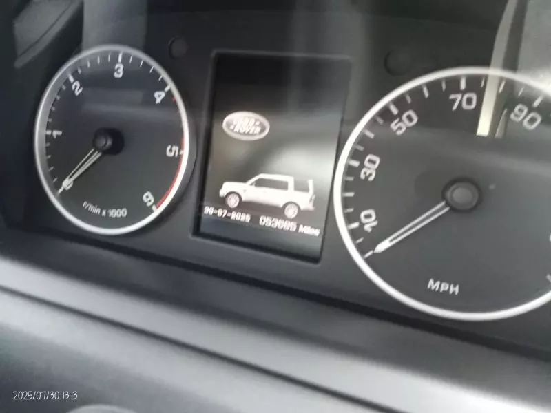 Land Rover Discovery   - 2014