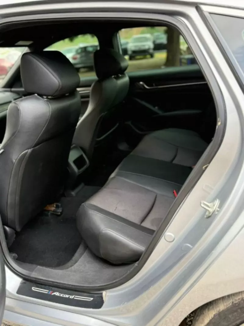 Honda Accord   - 2019