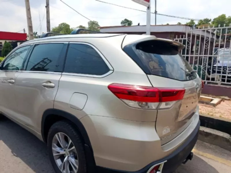 Toyota Highlander - 2014