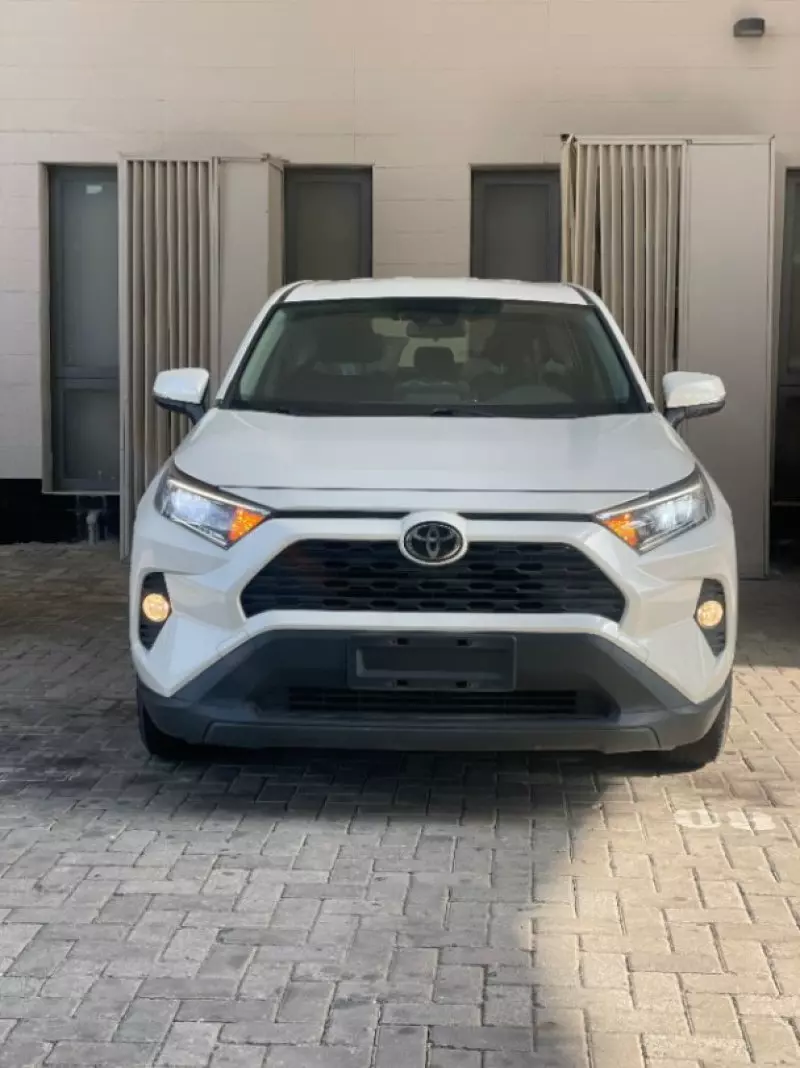 Toyota RAV 4   - 2020