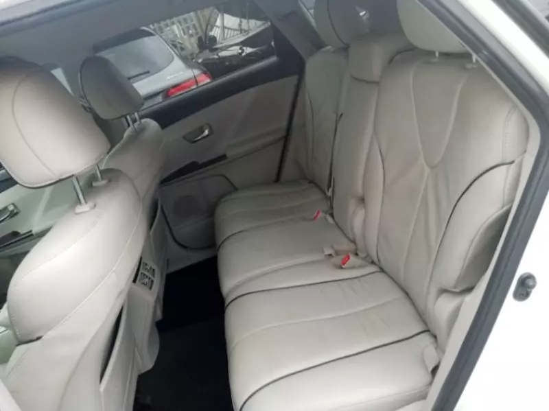 Toyota Venza   - 2014