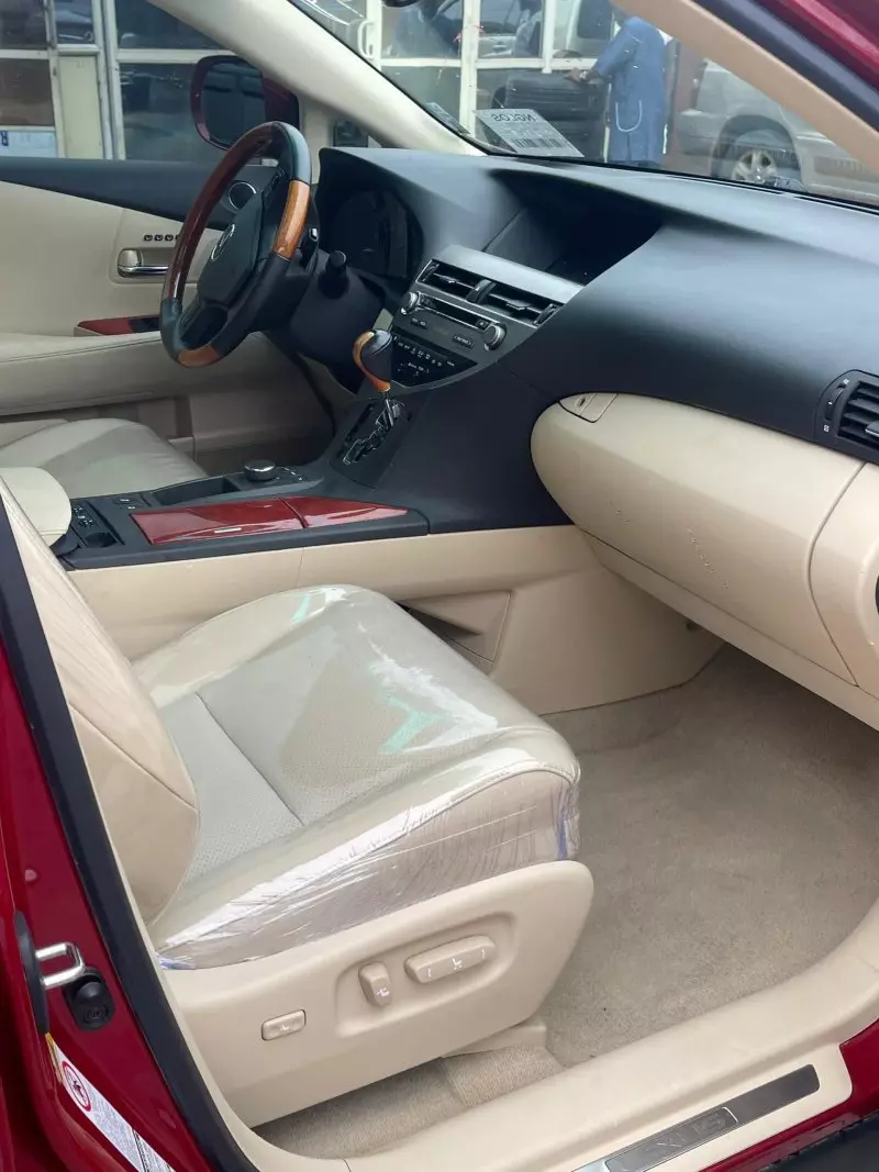 Lexus RX 350   - 2010