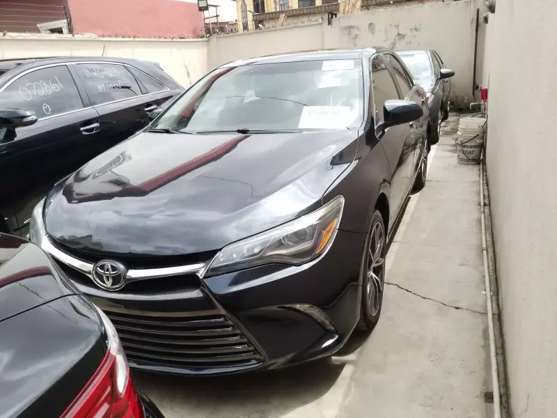 Toyota Camry   - 2015