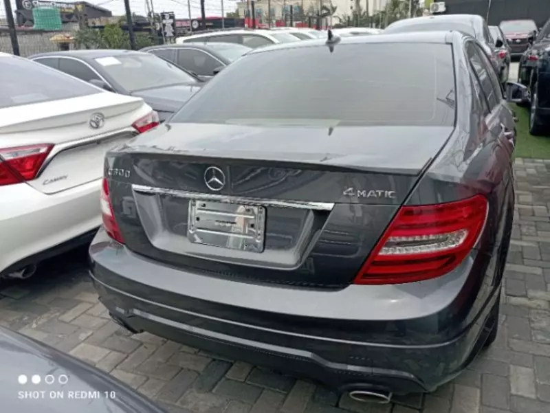 Mercedes-Benz C 300   - 2013