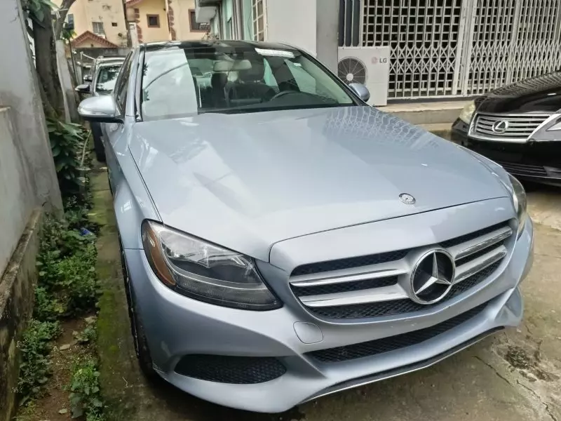Mercedes-Benz C 300   - 2015