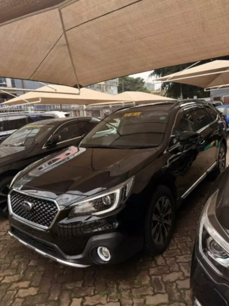 Subaru Outback   - 2020
