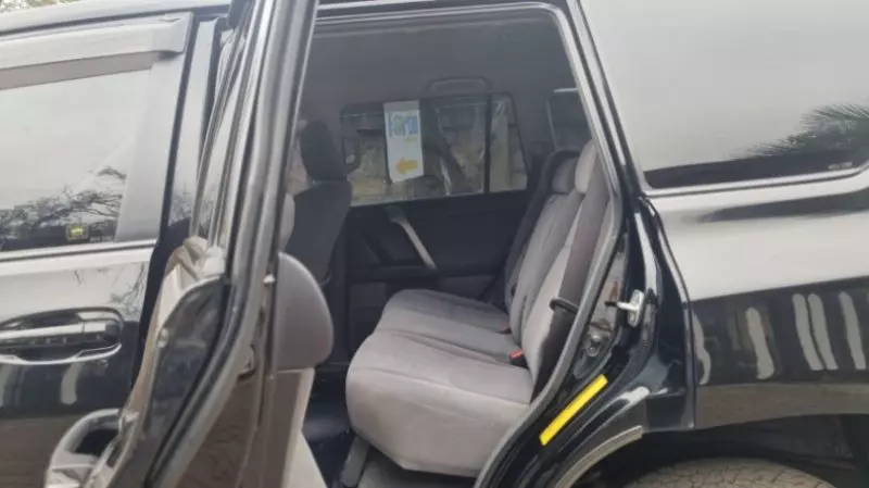 Toyota Landcruiser Prado   - 2012
