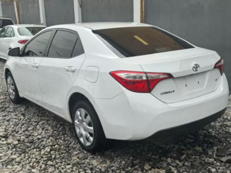 Toyota corolla   - 2016