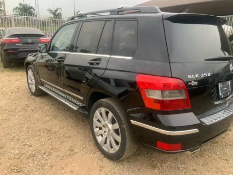 Mercedes-Benz GLK 350   - 2010