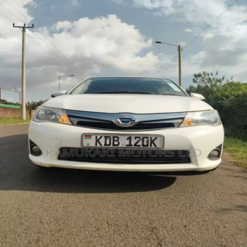 Toyota Corolla   - 2013