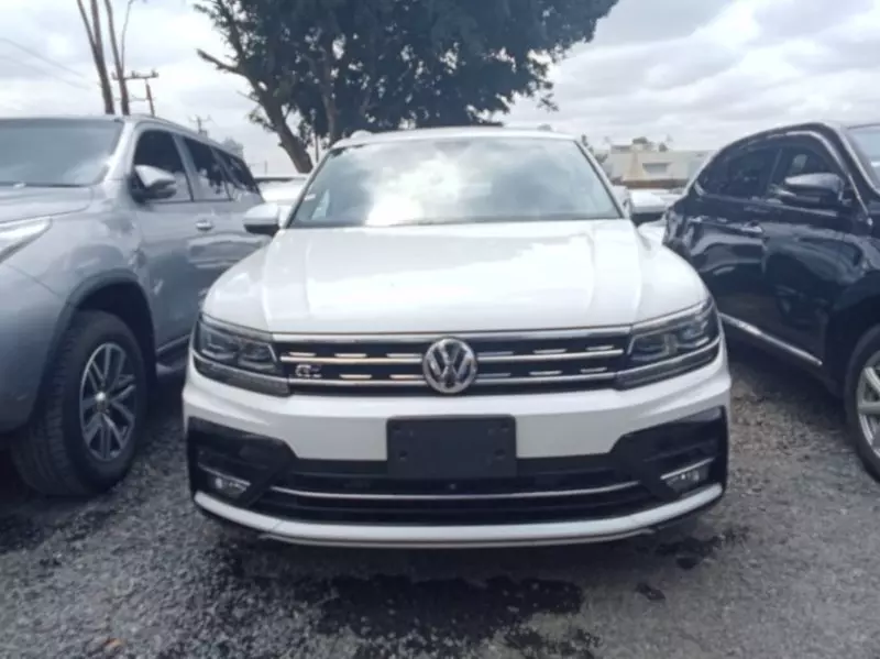 Volkswagen Tiguan   - 2018