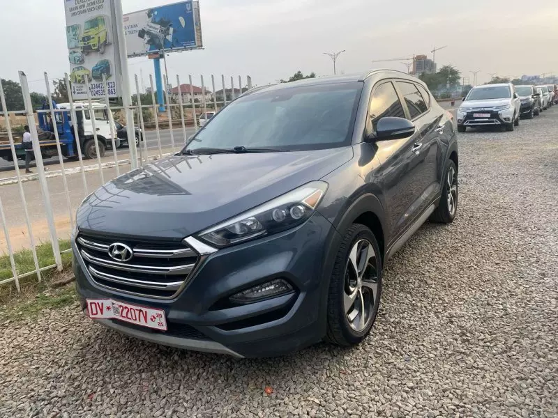 Hyundai Tucson   - 2017