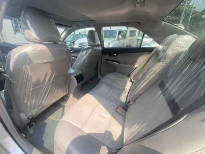 Toyota Camry   - 2012