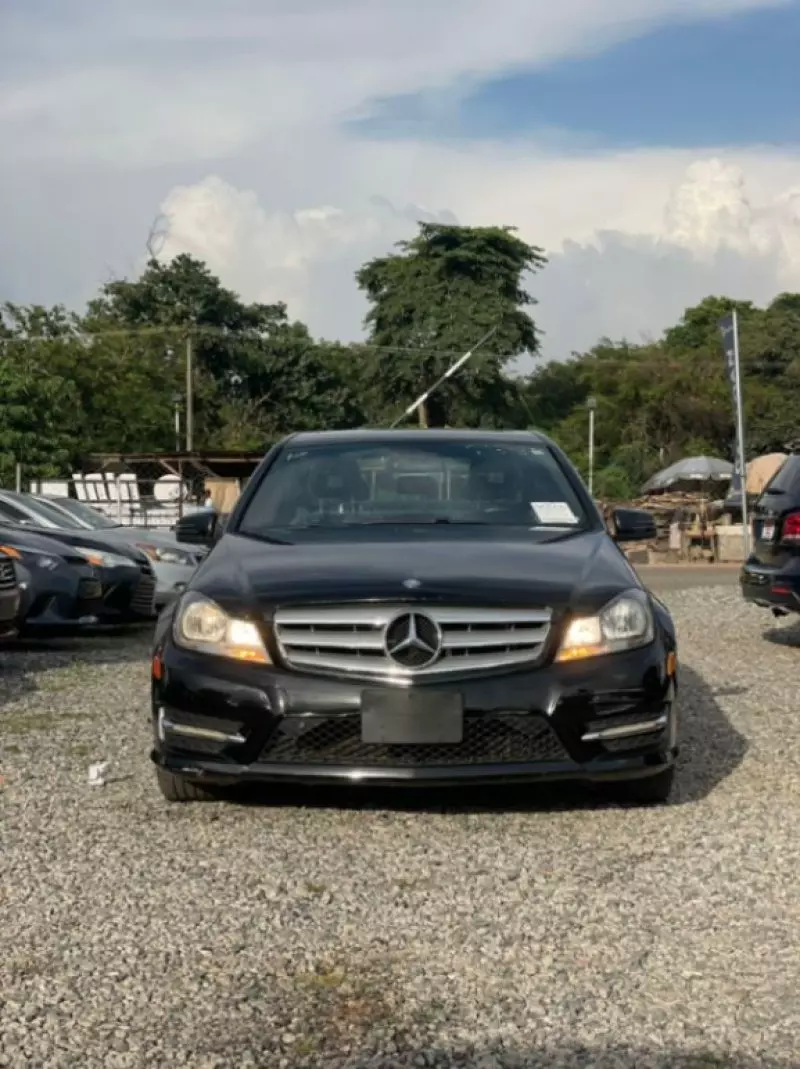 Mercedes-Benz C 300 - 2013