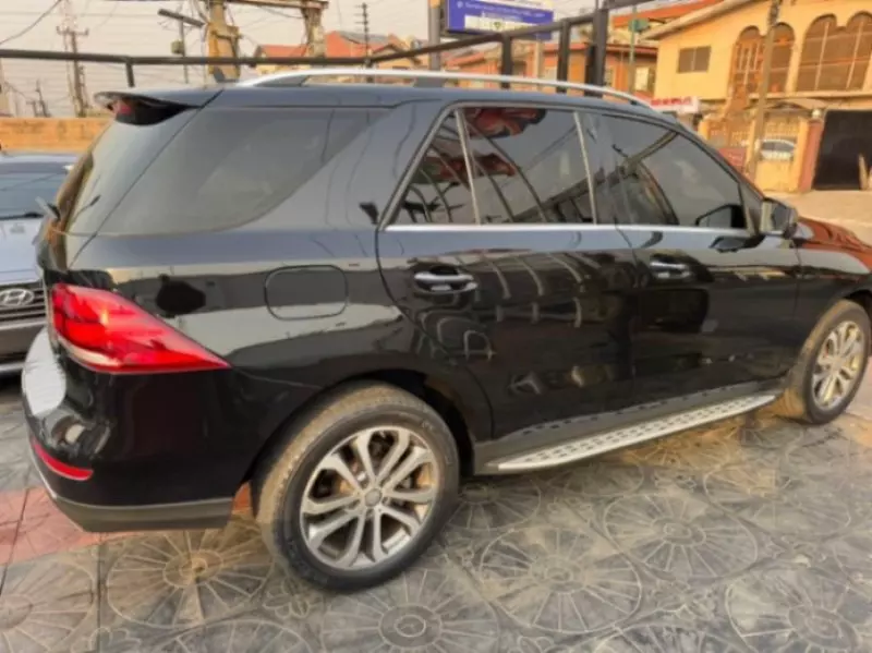 Mercedes-Benz GLE 350