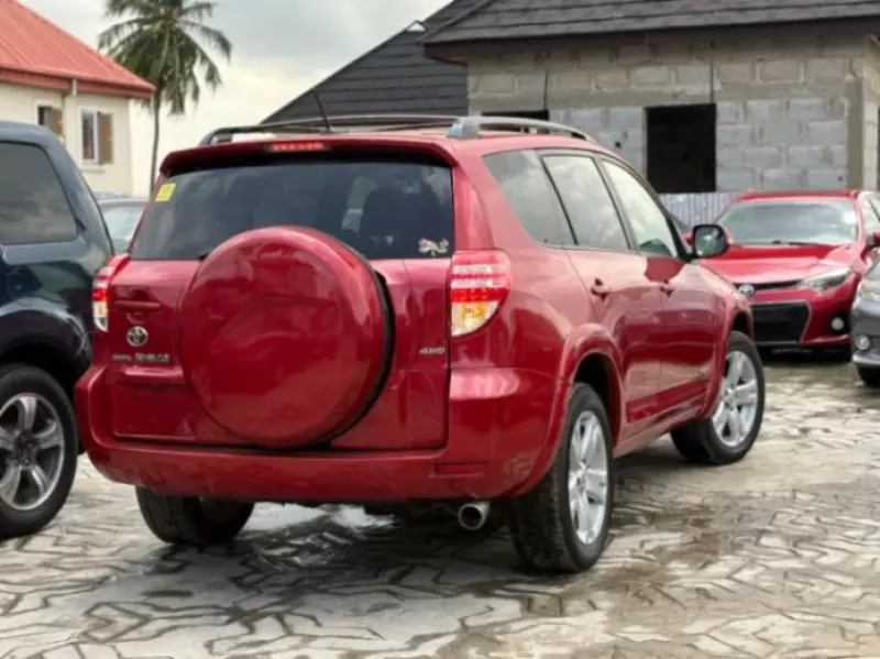 Toyota RAV4   - 2009