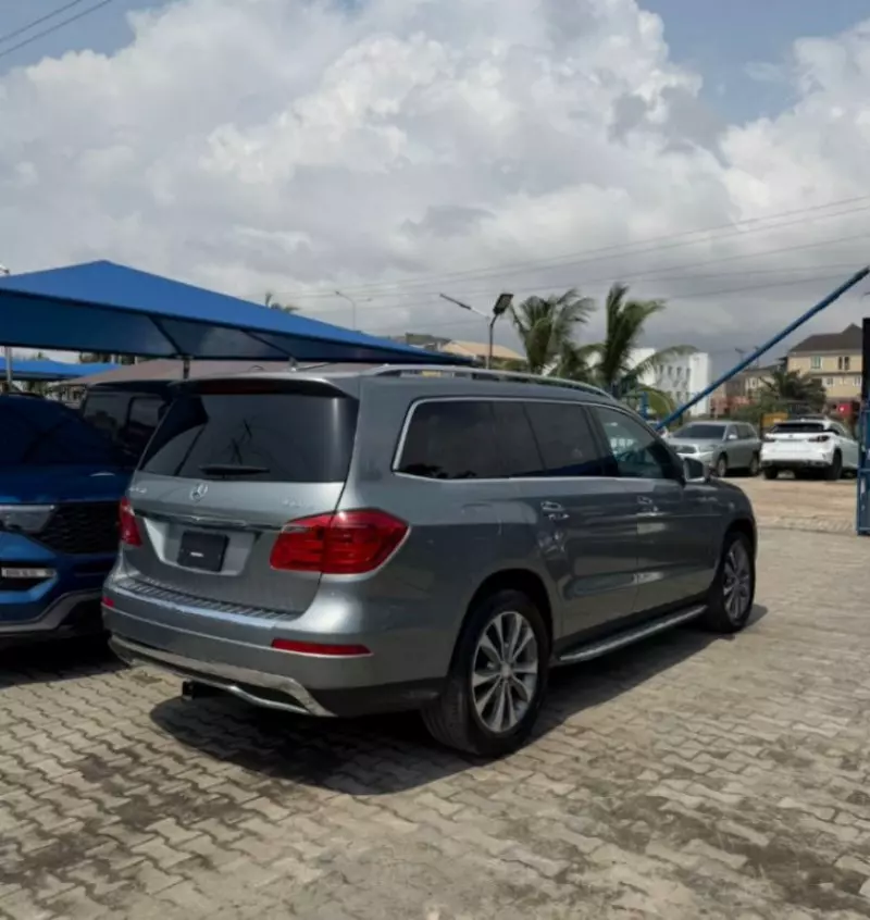 Mercedes-Benz GL-Class