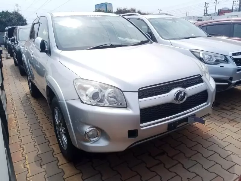 Toyota RAV 4   - 2012