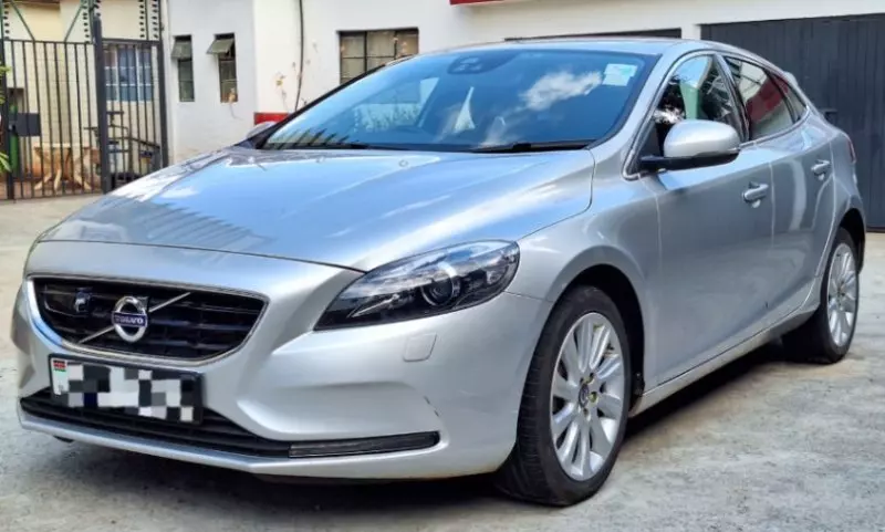 Volvo V40   - 2015