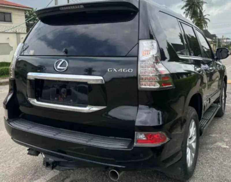 Lexus GX 460   - 2011