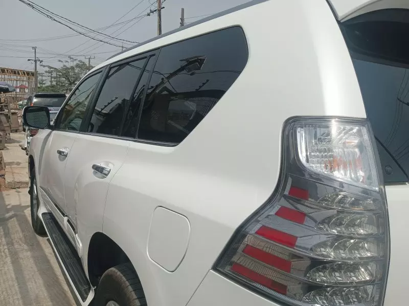 Lexus GX 460   - 2017