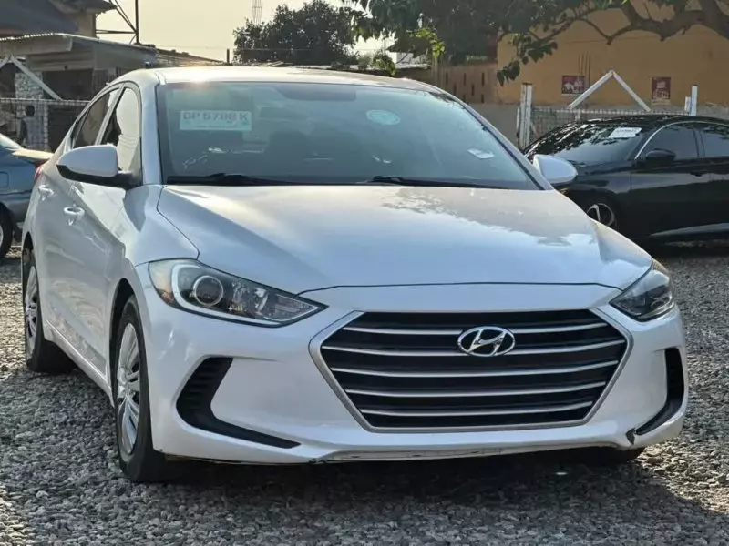Hyundai Elantra   - 2017