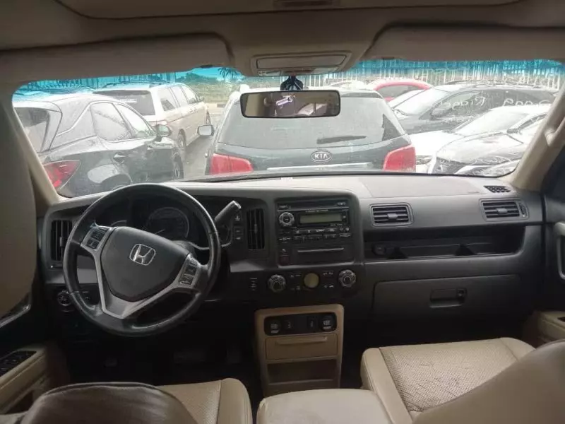 Honda Ridgeline   - 2009