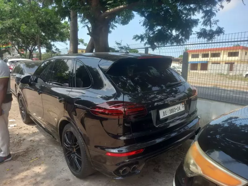 PORSCHE Cayenne   - 2017