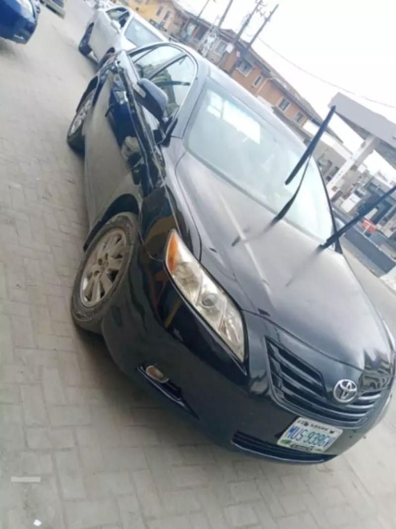 Toyota Camry   - 2008