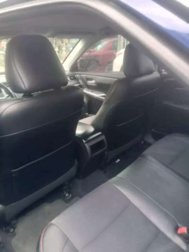 Toyota Camry   - 2016