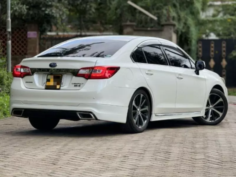 Subaru Legacy B4   - 2018