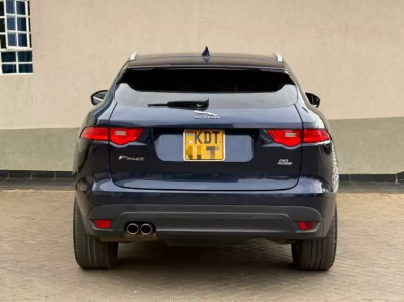 Jaguar F-Pace   - 2017