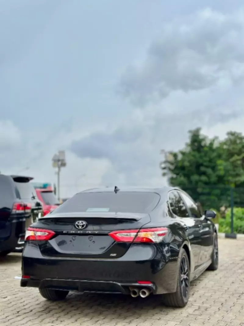 Toyota Camry   - 2020