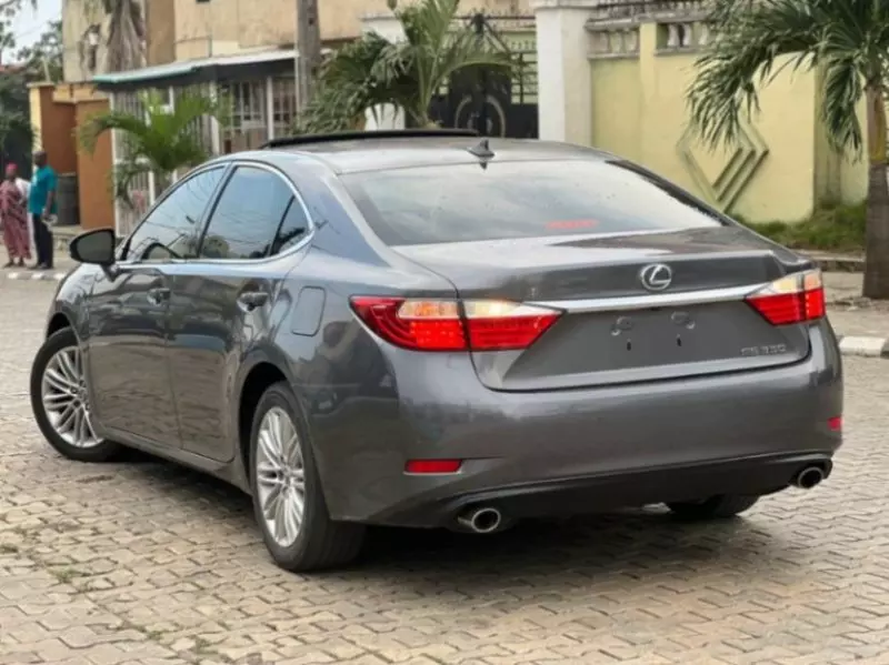 Lexus ES 350