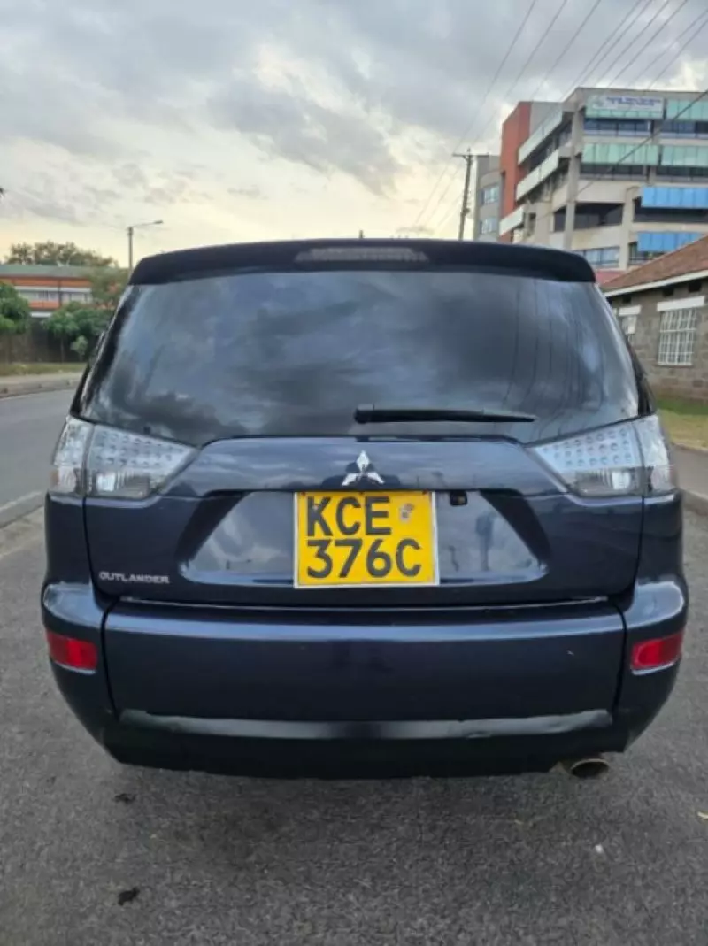 Mitsubishi OUTLANDER   - 2008