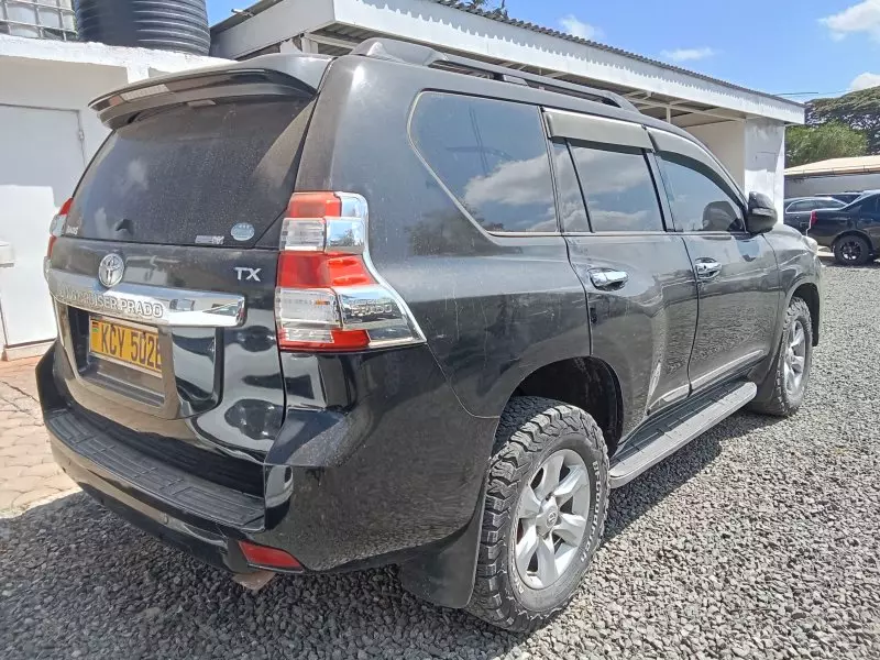 Toyota Landcruiser Prado   - 2014