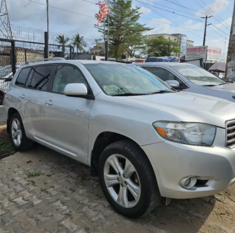 Toyota Highlander   - 2008