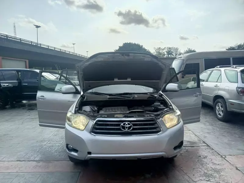 Toyota Highlander   - 2008