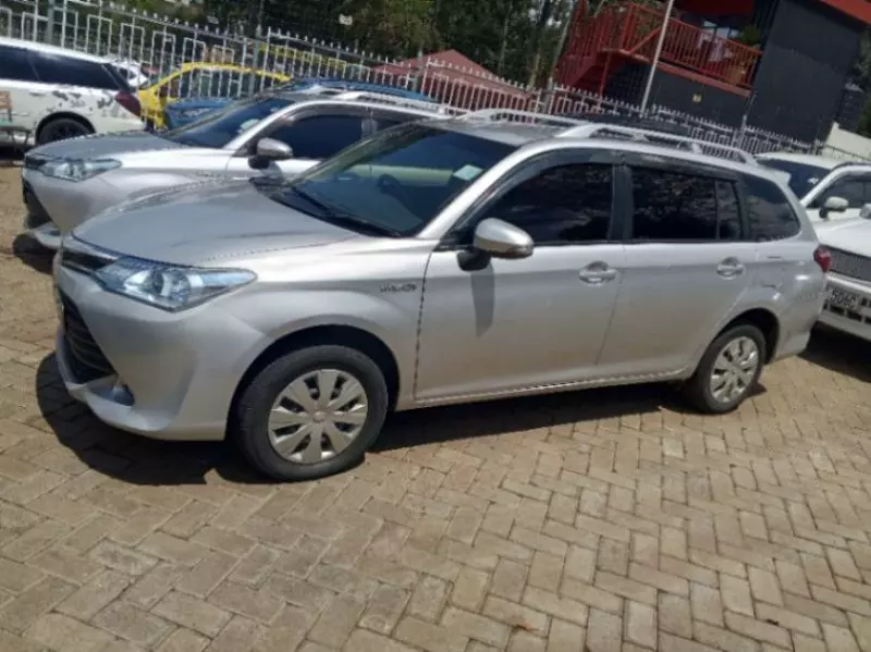 Toyota Fielder    - 2015