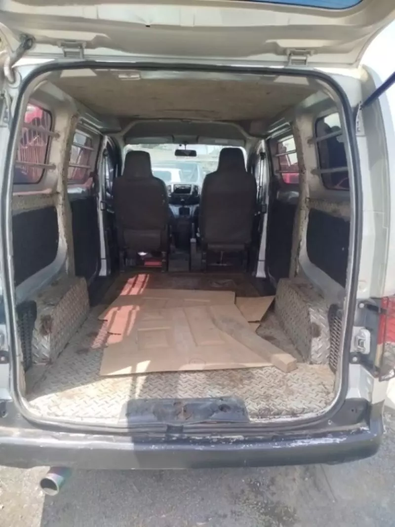 Nissan NV200   - 2012