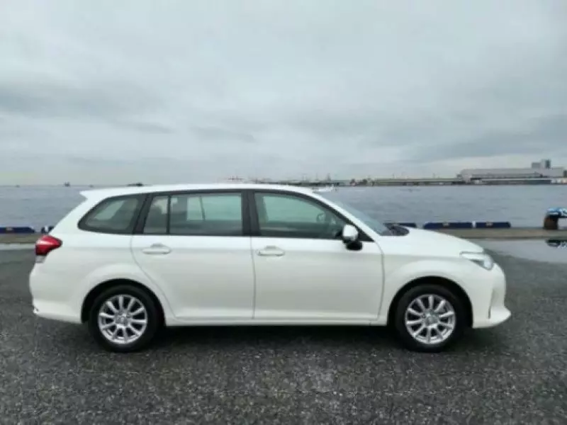Toyota Fielder    - 2018