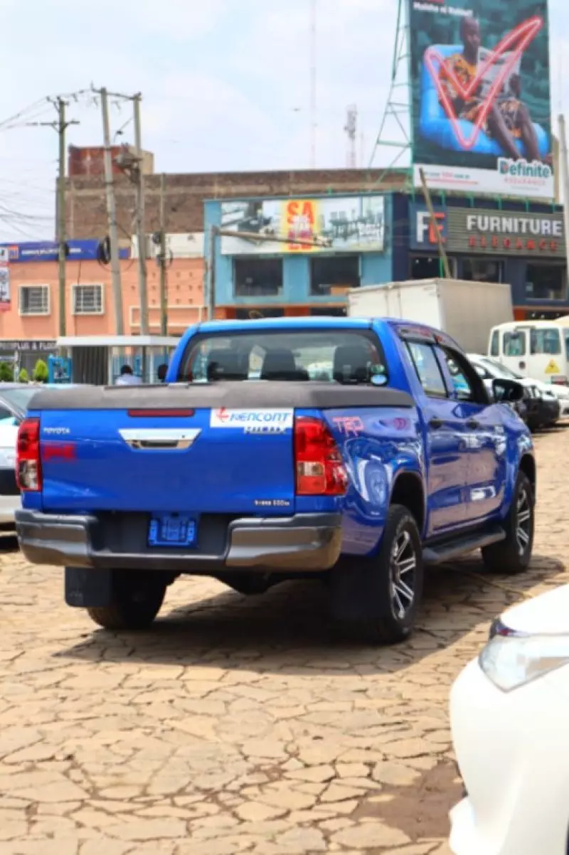 Toyota Hilux   - 2018